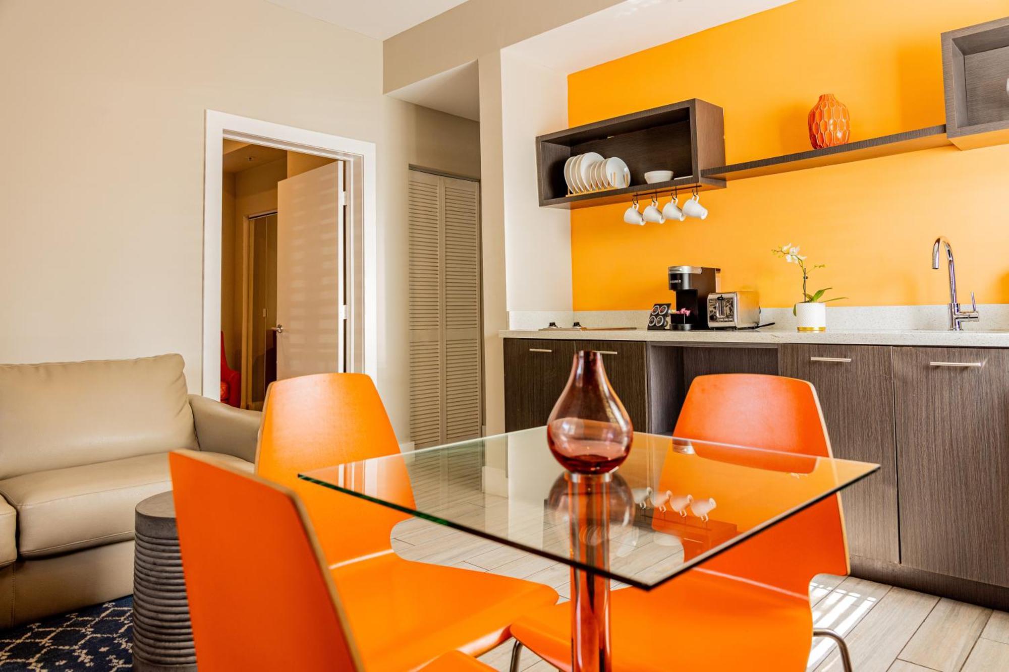 Oceanside Hotel&Suites Hotel